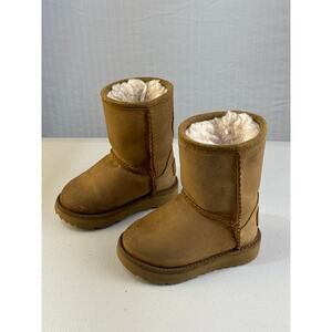 UGG Australia Classic Short II Waterproof Size 6 EUR 22